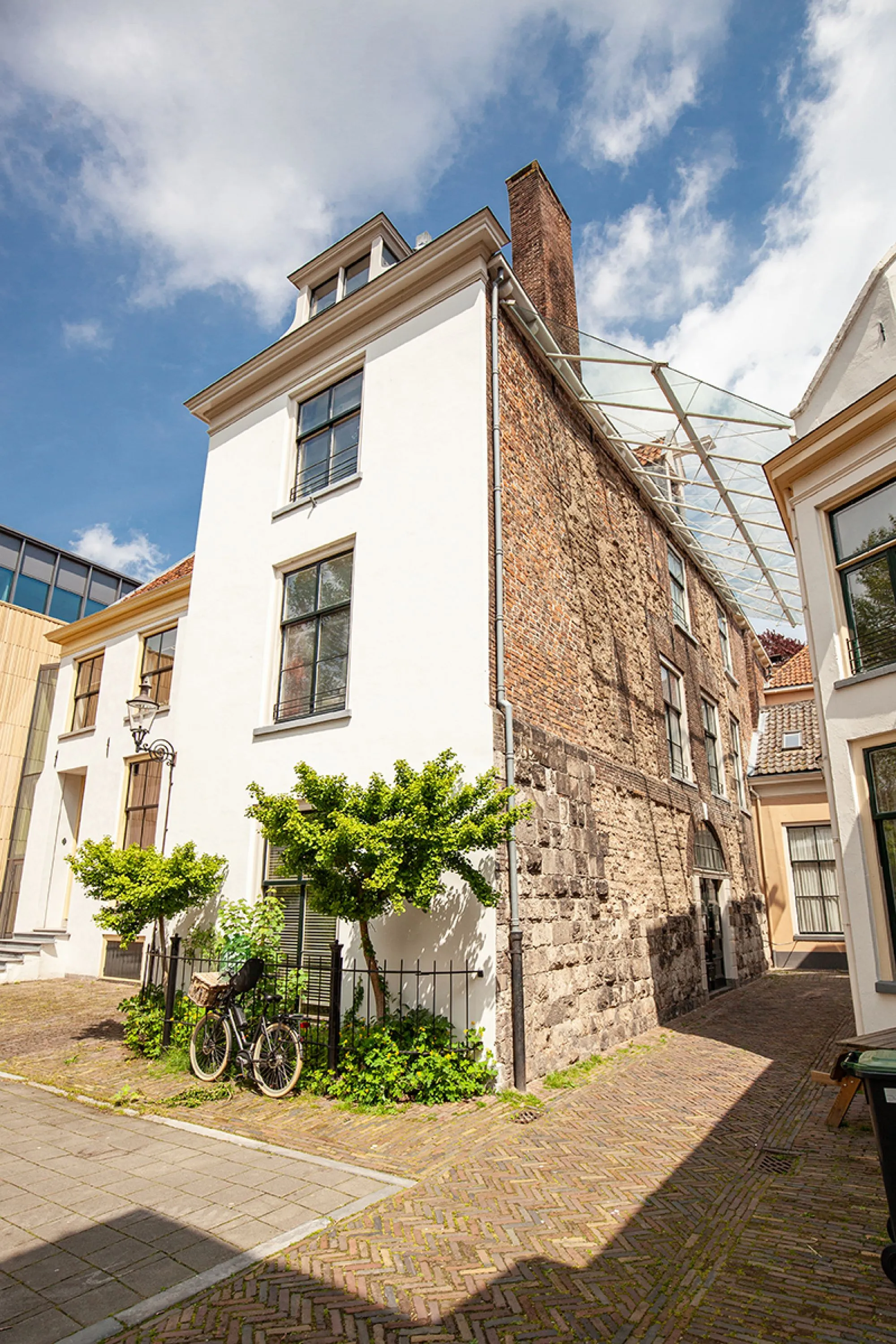 De stad Deventer kan trots zijn op een rijk en eeuwenoud verleden.